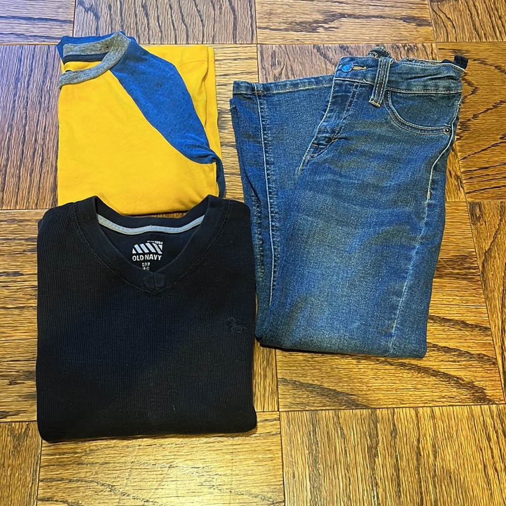 Old Navy Sweater and Jeans Set